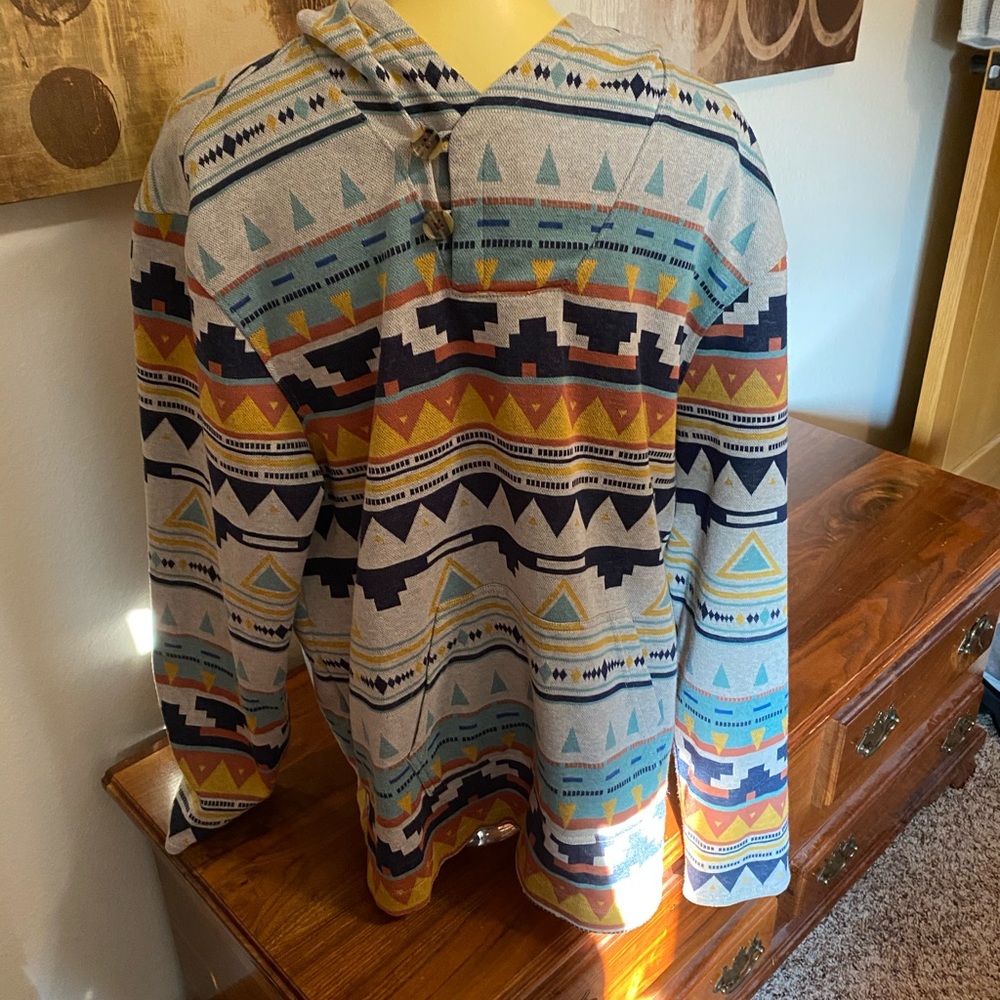 Men’s On The Byas Size L hoodie